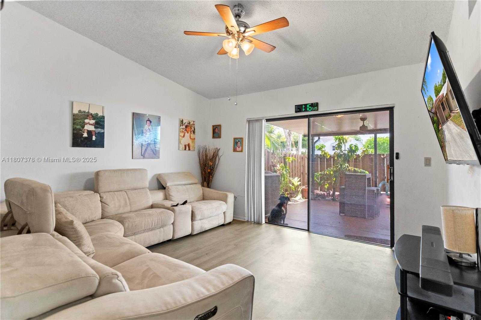 Small Image of 17320 NORTH WEST 66TH PL, Hialeah Number 6