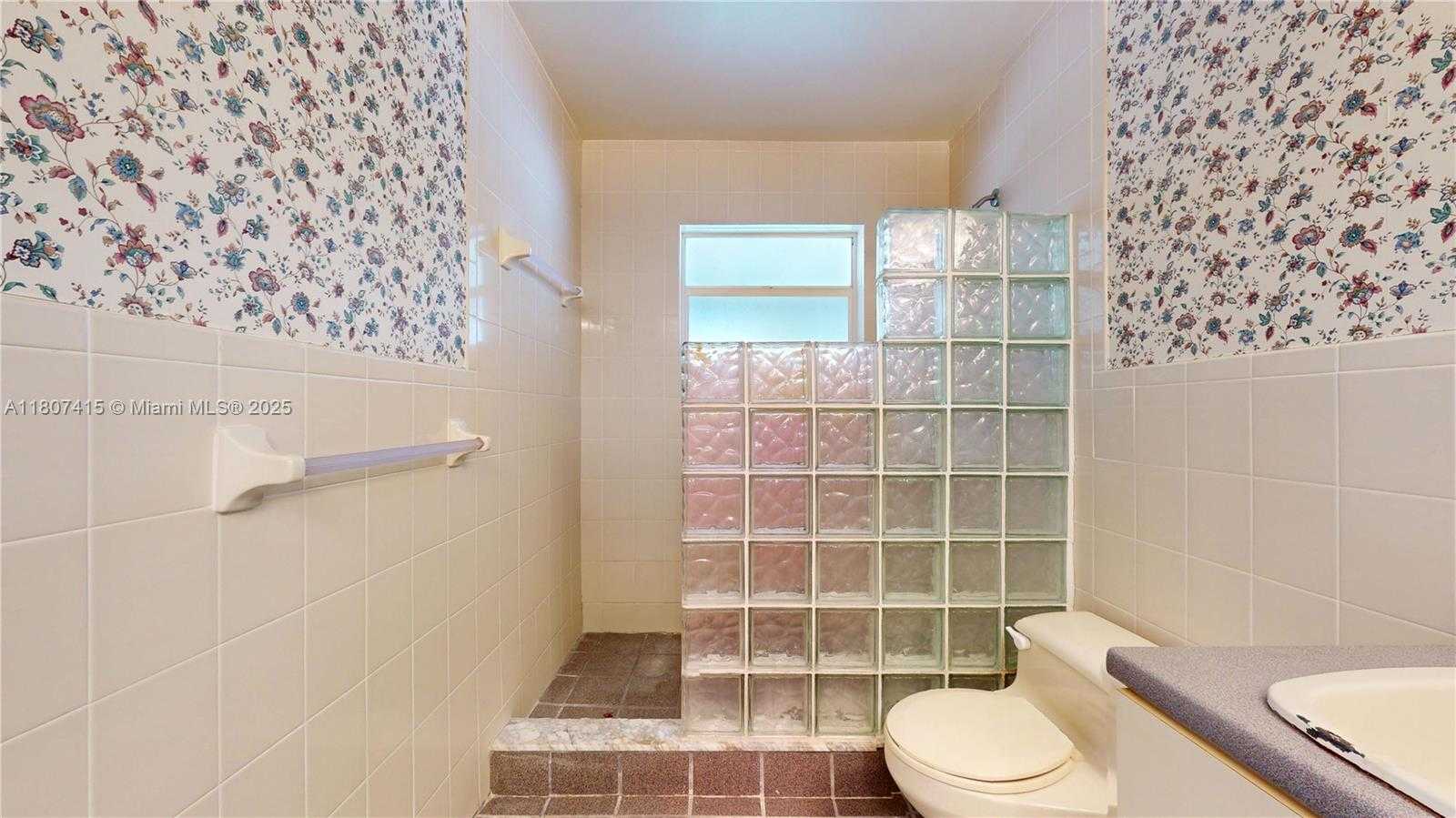 Small Image of 17535 SOUTH WEST 91ST AVE, Palmetto Bay Number 17