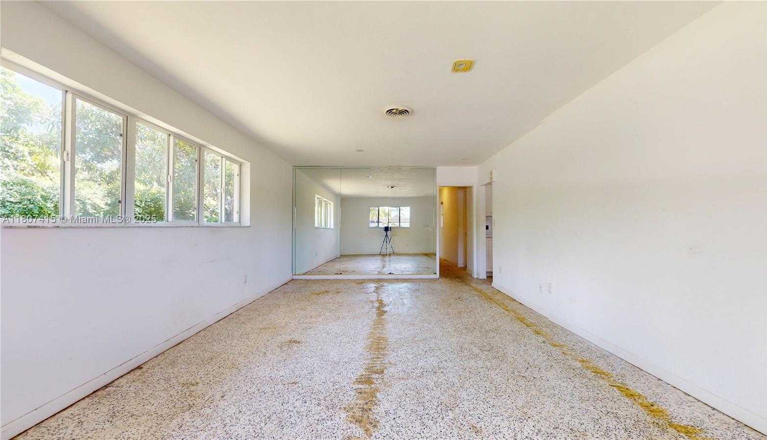 Small Image of 17535 SOUTH WEST 91ST AVE, Palmetto Bay Number 4