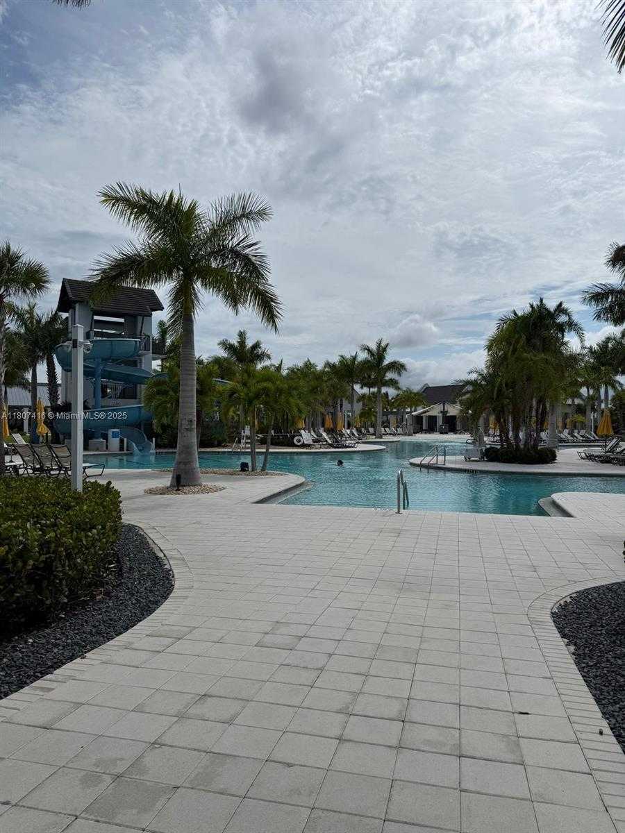 Small Image of 16456 SEA TURTLE PL, Westlake Number 37