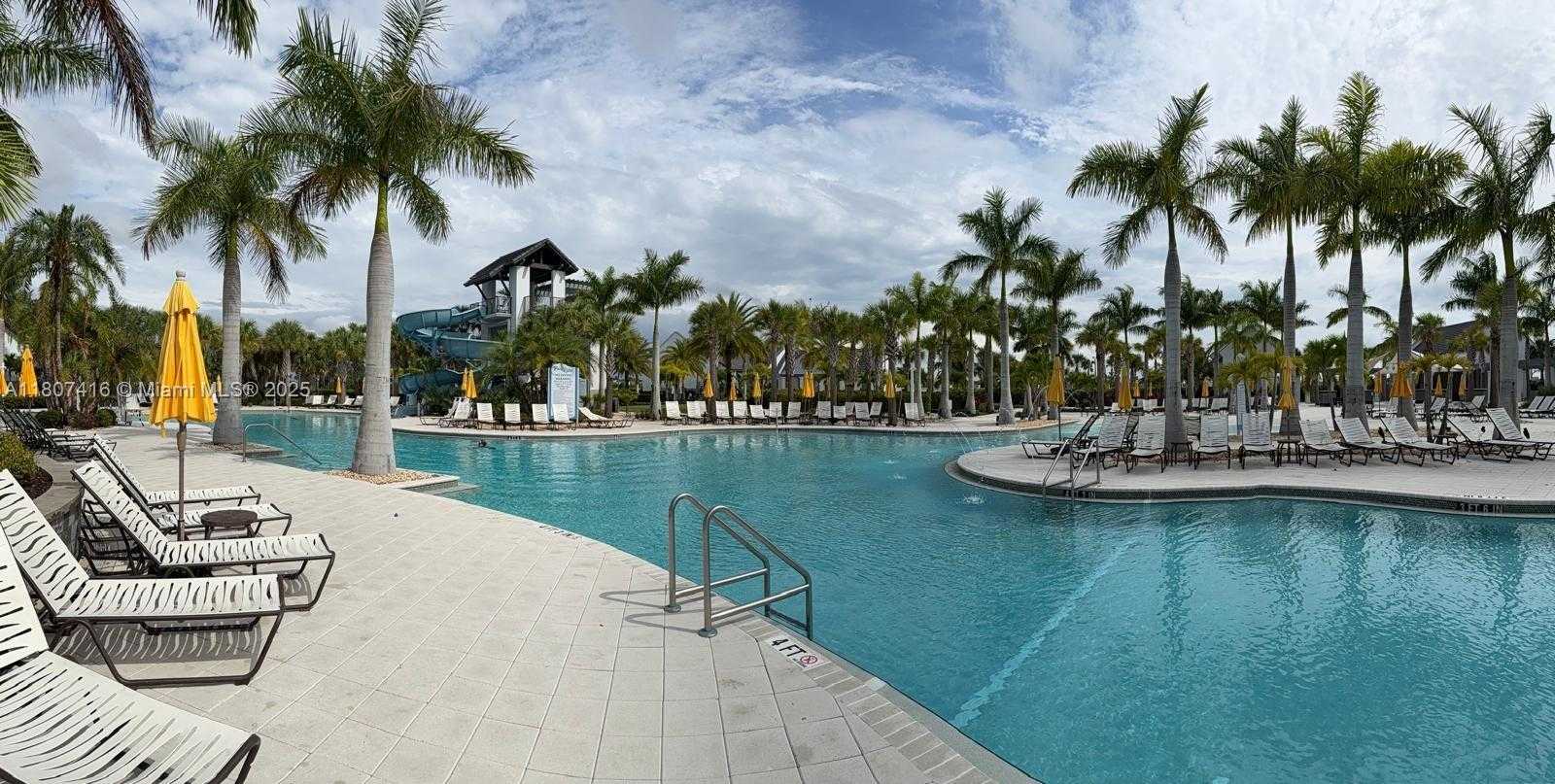 Small Image of 16456 SEA TURTLE PL, Westlake Number 43
