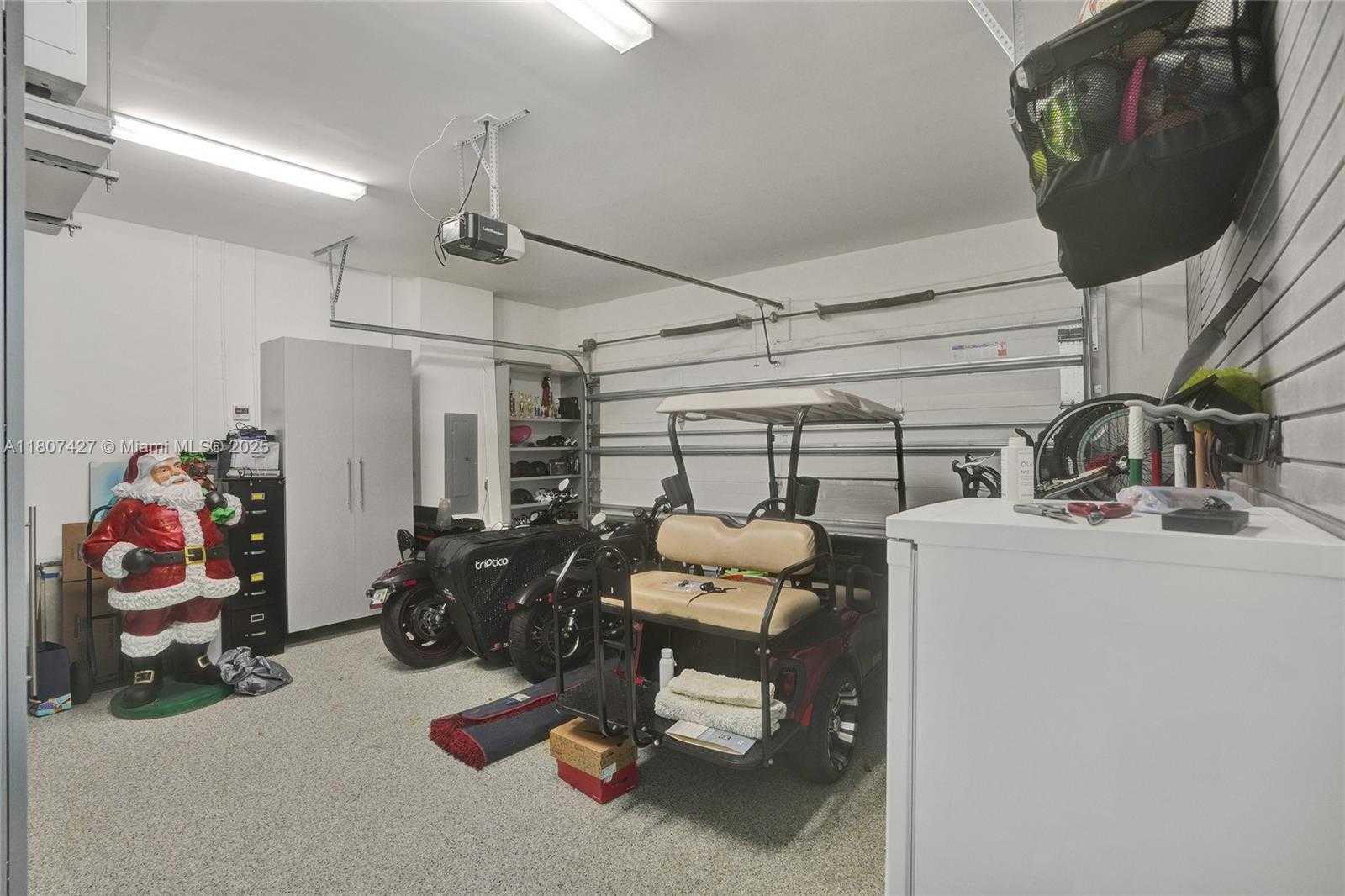 Small Image of 9995 NORTH WEST 75TH ST, Doral Number 33