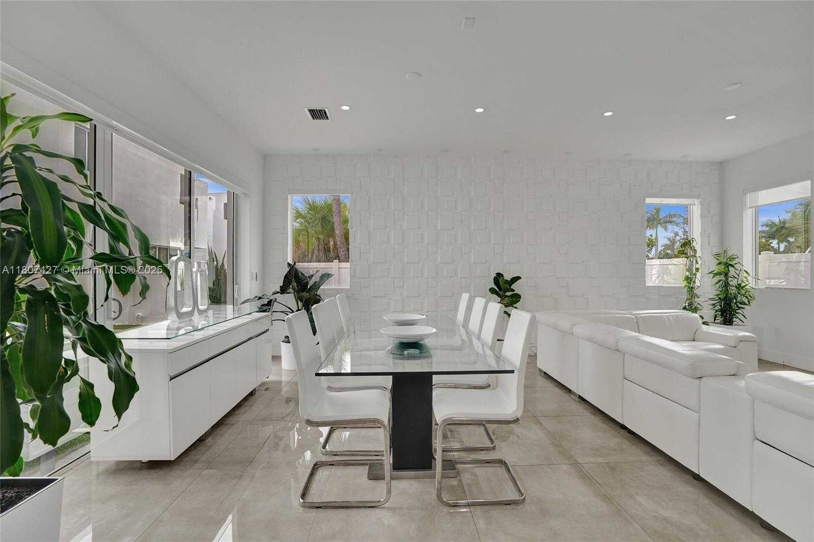 Small Image of 9995 NORTH WEST 75TH ST, Doral Number 40