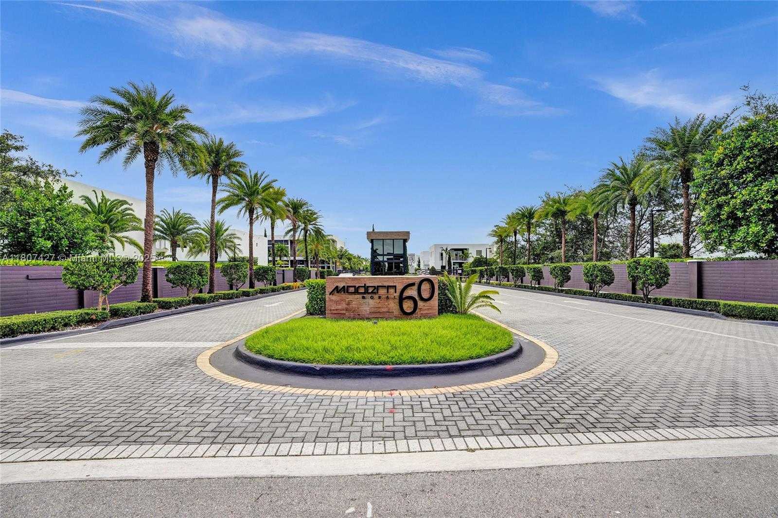 Small Image of 9995 NORTH WEST 75TH ST, Doral Number 43