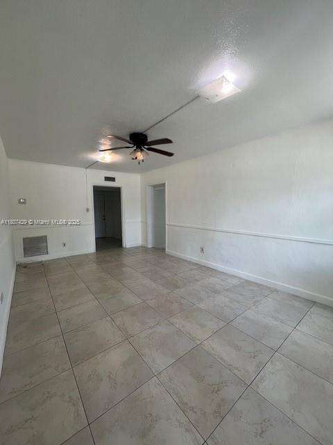 Small Image of 15510 LEISURE DR, Homestead Number 8