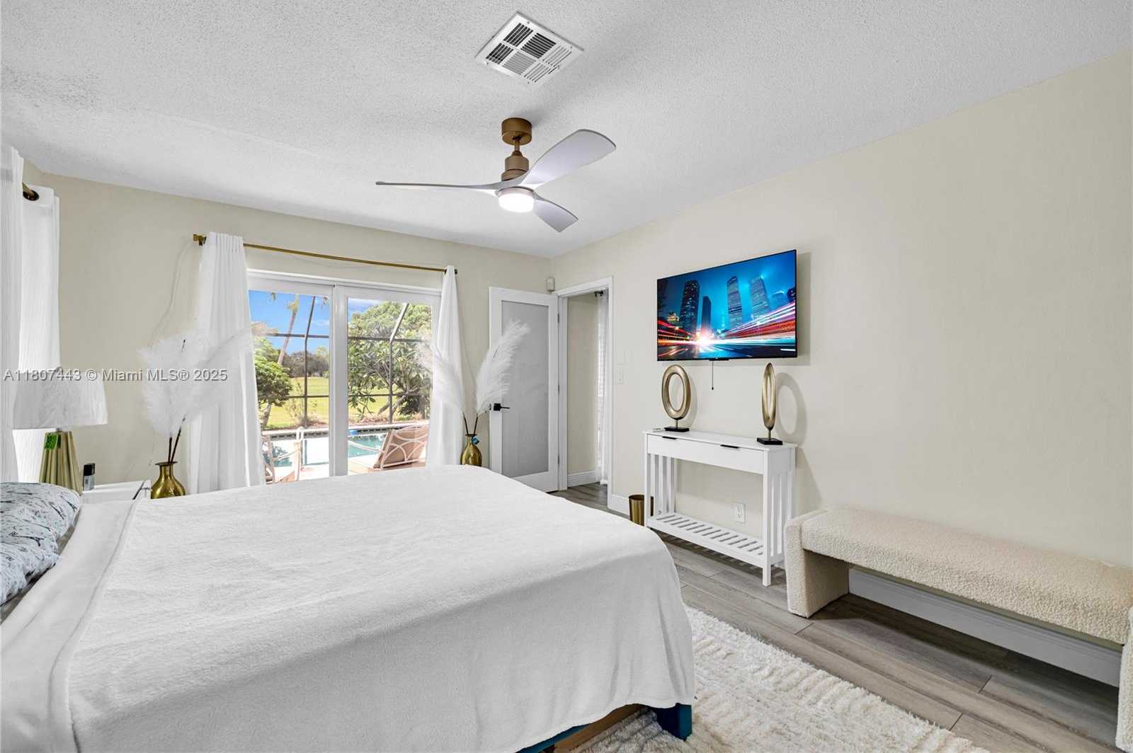Small Image of 5706 GUAVA DR, Tamarac Number 11