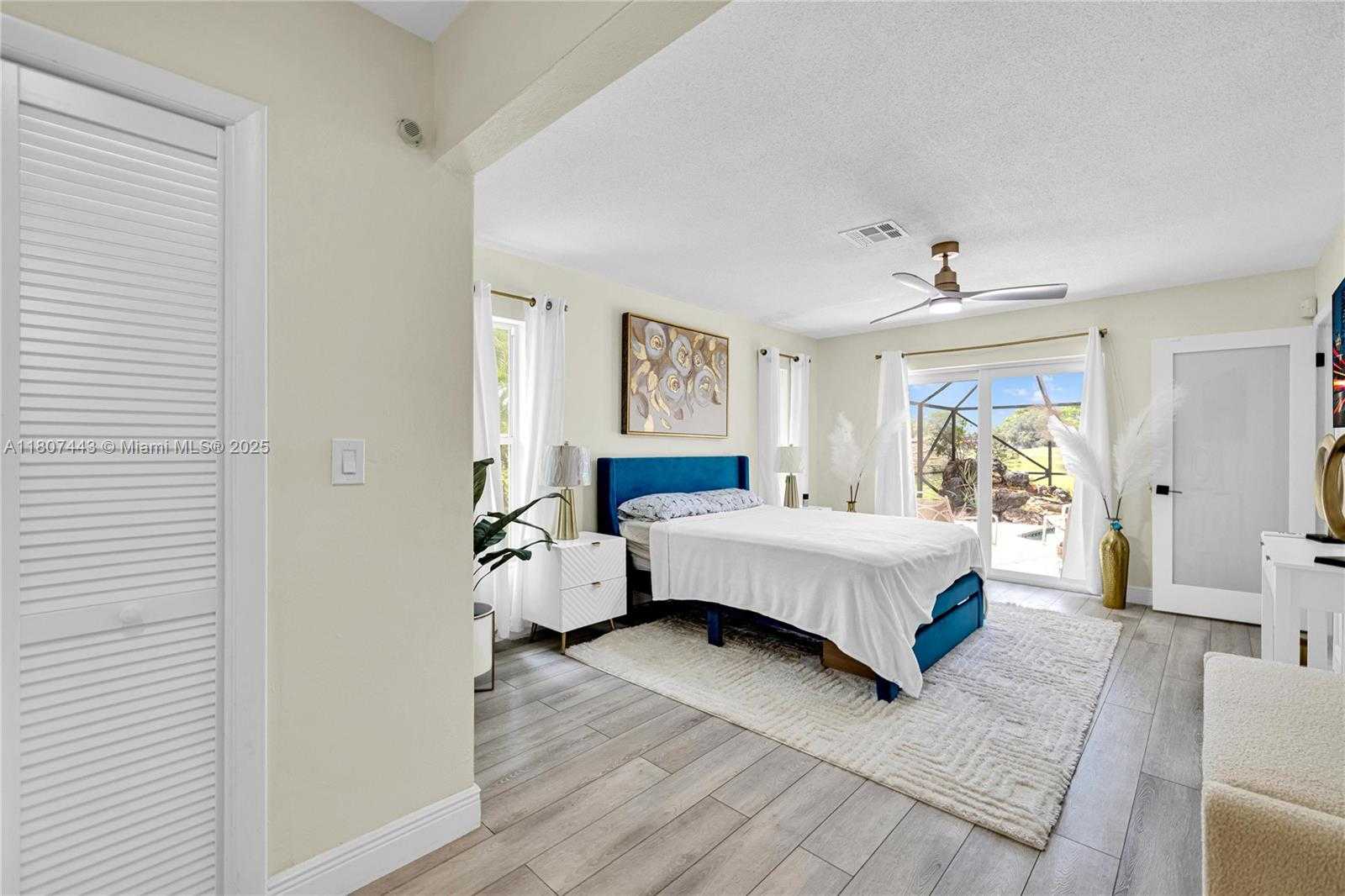 Small Image of 5706 GUAVA DR, Tamarac Number 12