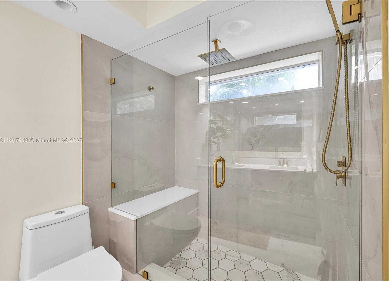 Small Image of 5706 GUAVA DR, Tamarac Number 13