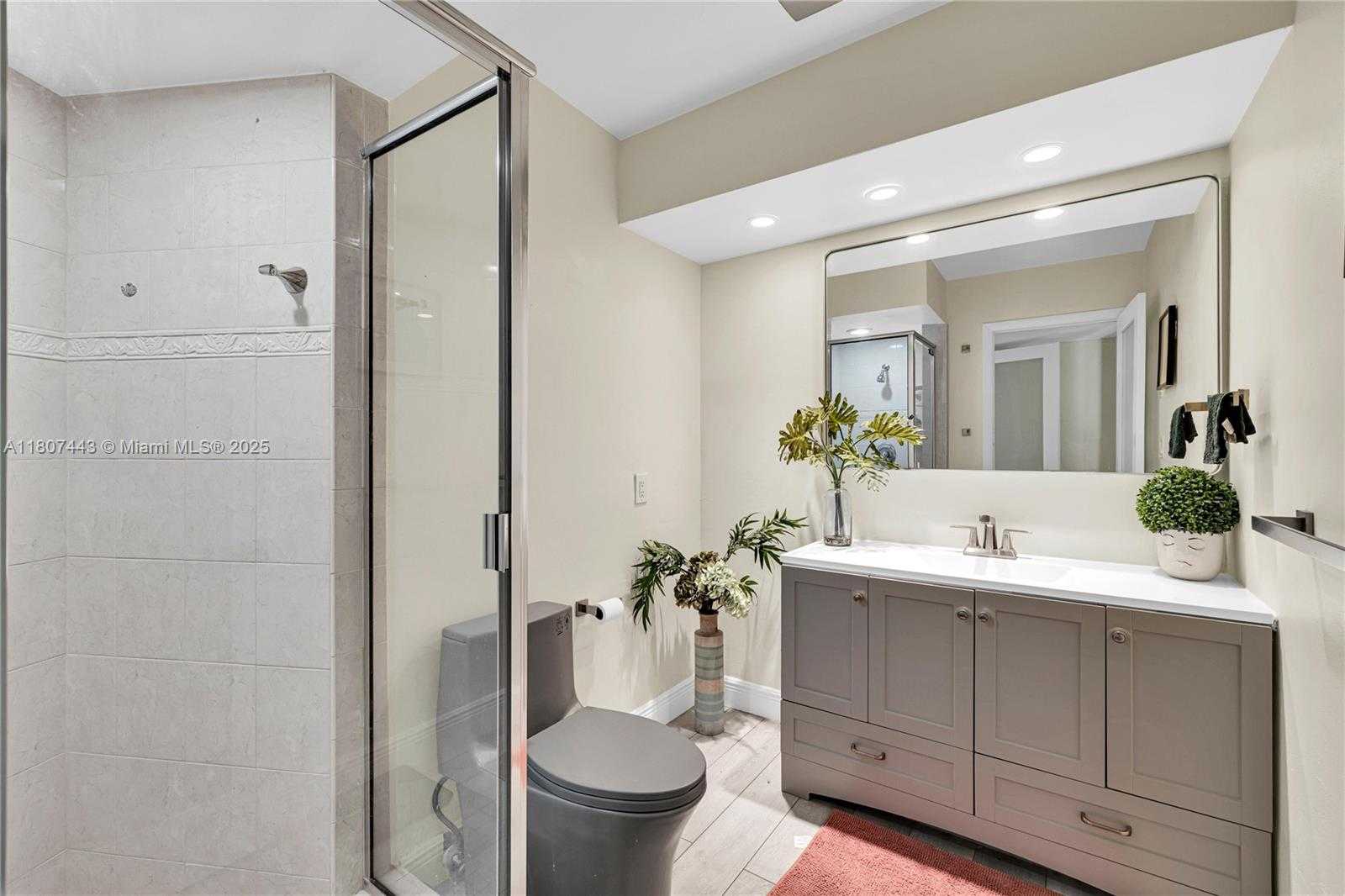Small Image of 5706 GUAVA DR, Tamarac Number 19