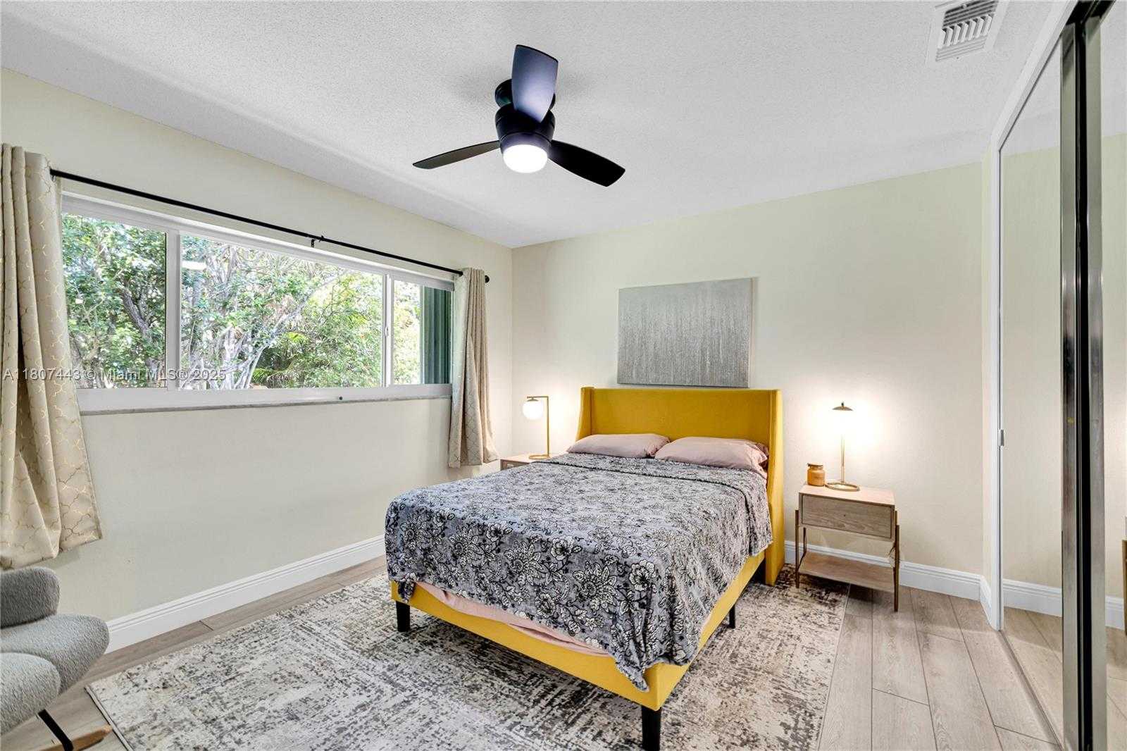 Small Image of 5706 GUAVA DR, Tamarac Number 28