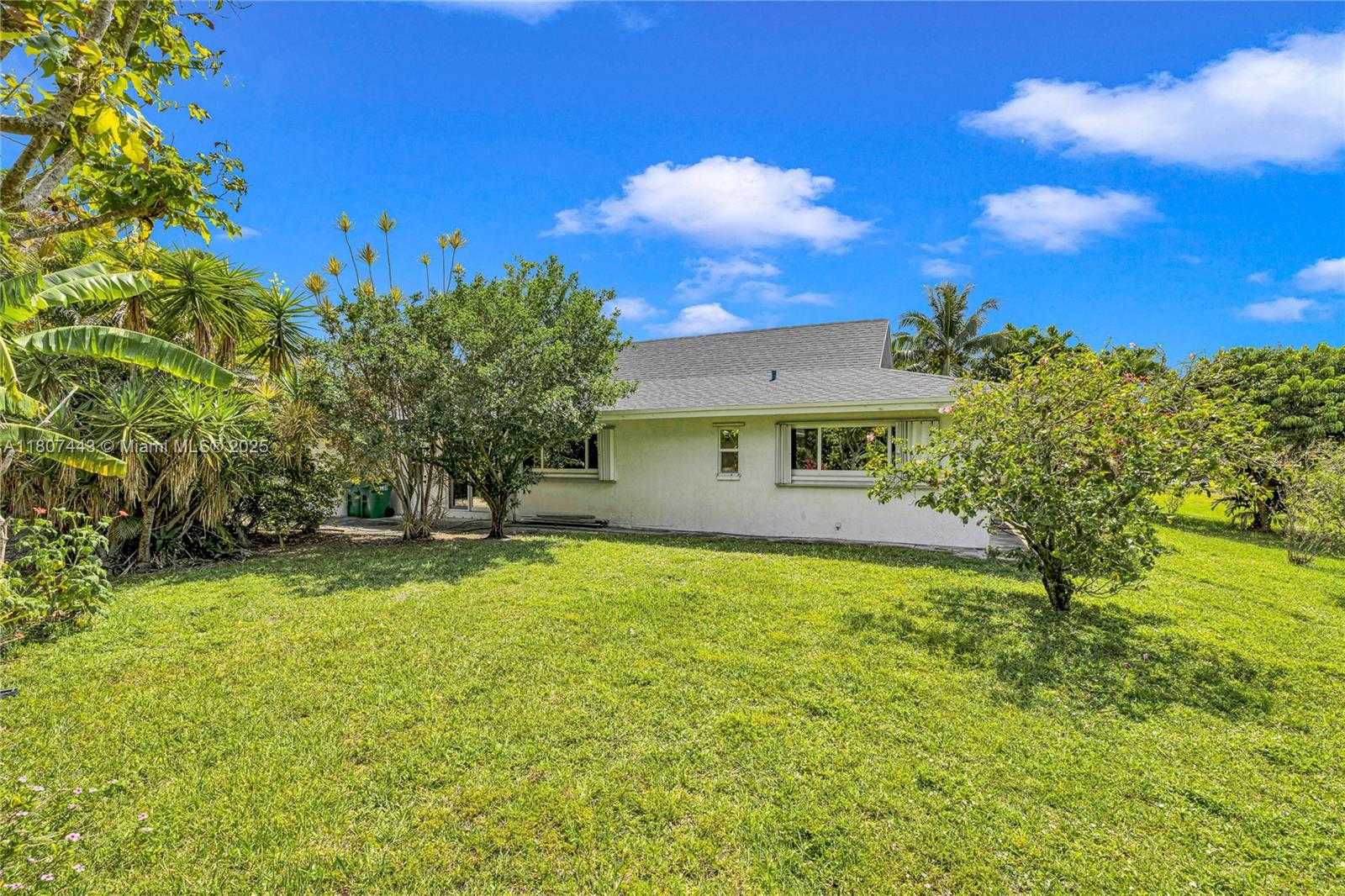 Small Image of 5706 GUAVA DR, Tamarac Number 35