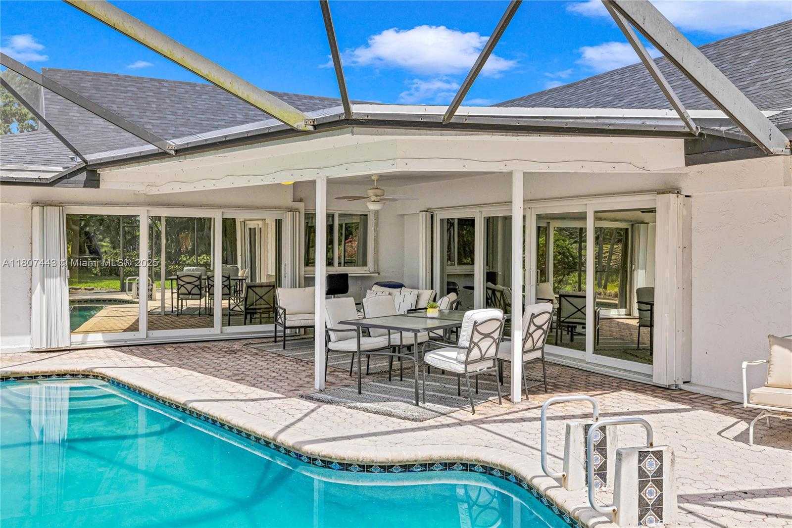 Small Image of 5706 GUAVA DR, Tamarac Number 36