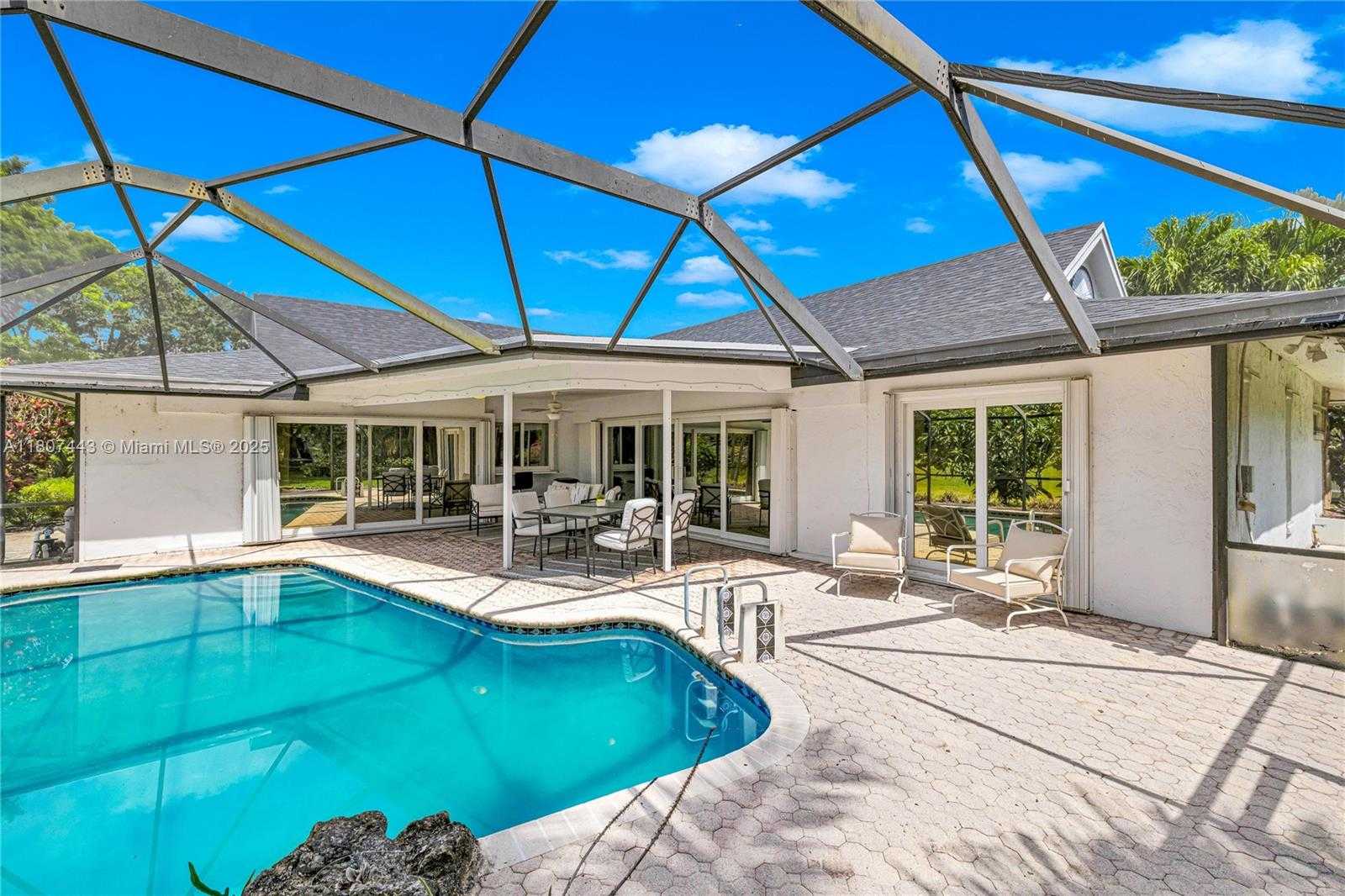 Small Image of 5706 GUAVA DR, Tamarac Number 42
