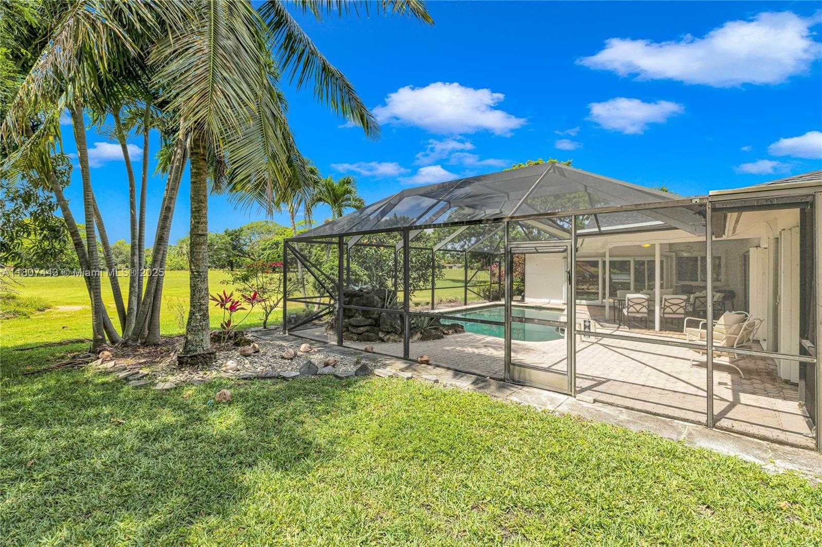 Small Image of 5706 GUAVA DR, Tamarac Number 46
