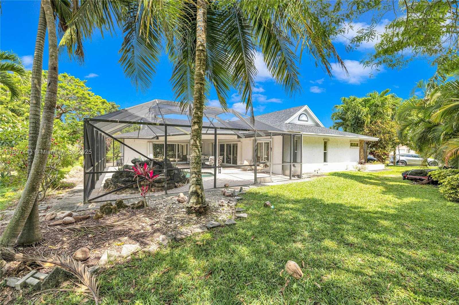 Small Image of 5706 GUAVA DR, Tamarac Number 47