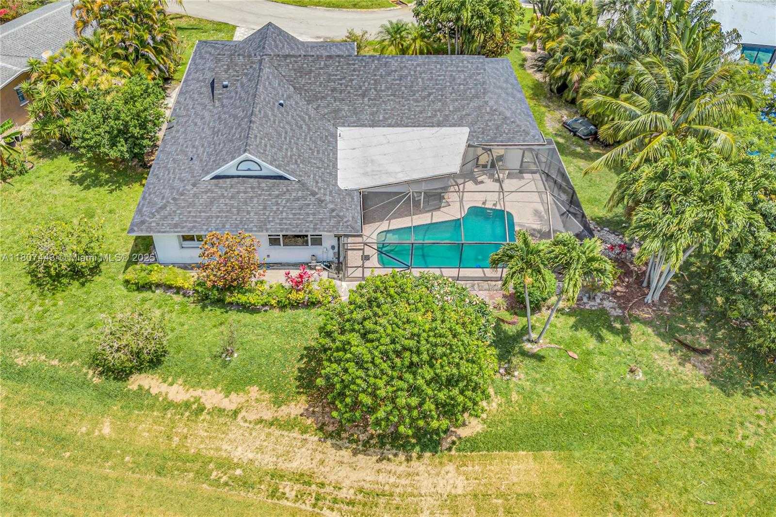Small Image of 5706 GUAVA DR, Tamarac Number 60