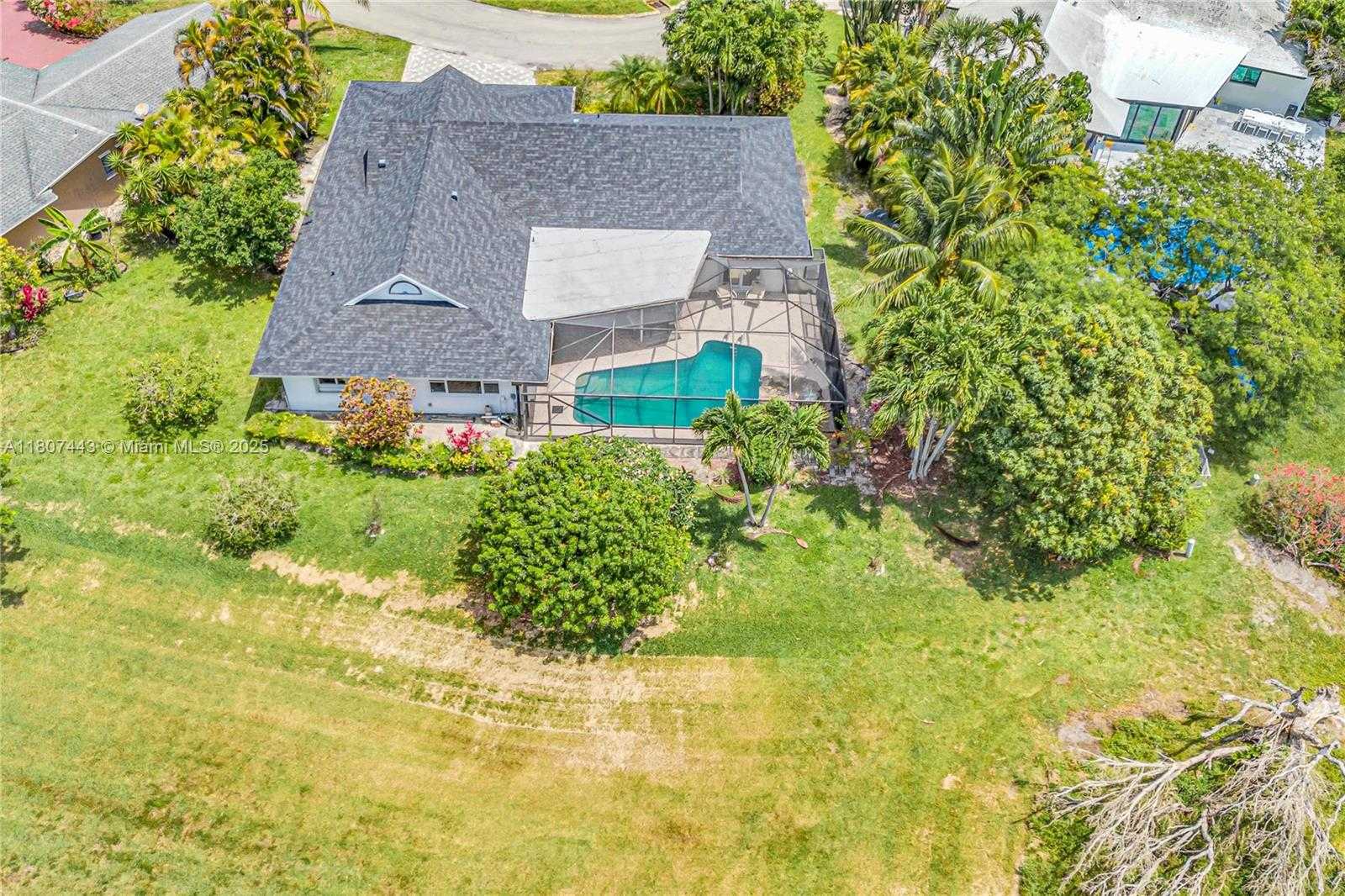 Small Image of 5706 GUAVA DR, Tamarac Number 61