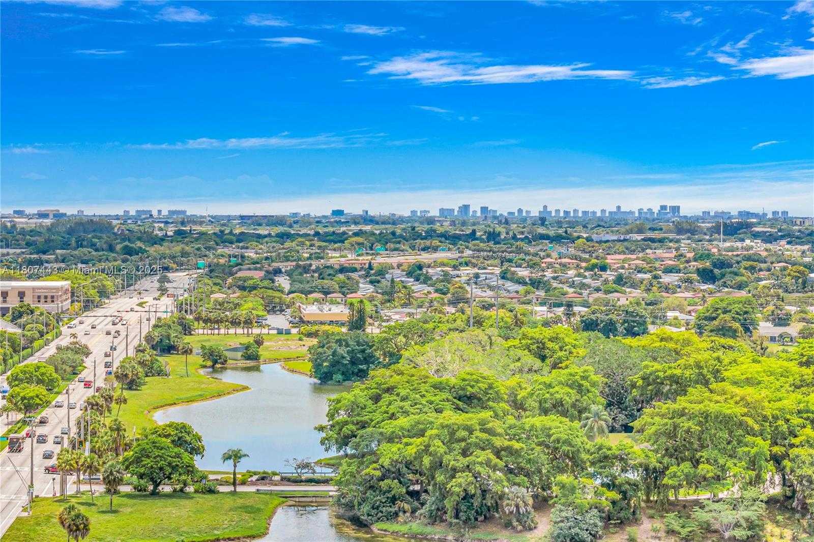 Small Image of 5706 GUAVA DR, Tamarac Number 66