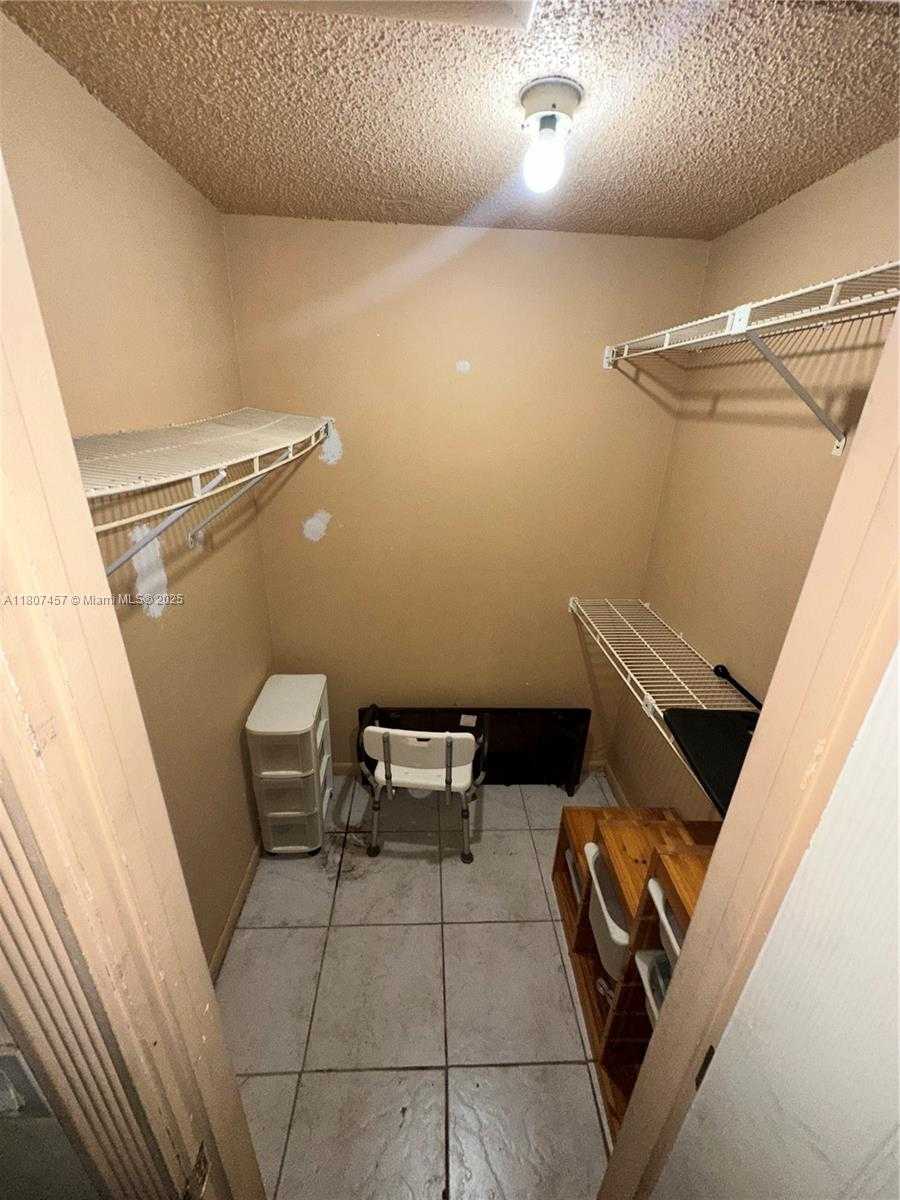 Small Image of 3601 SOUTH WEST 68TH WAY, Miramar Number 12