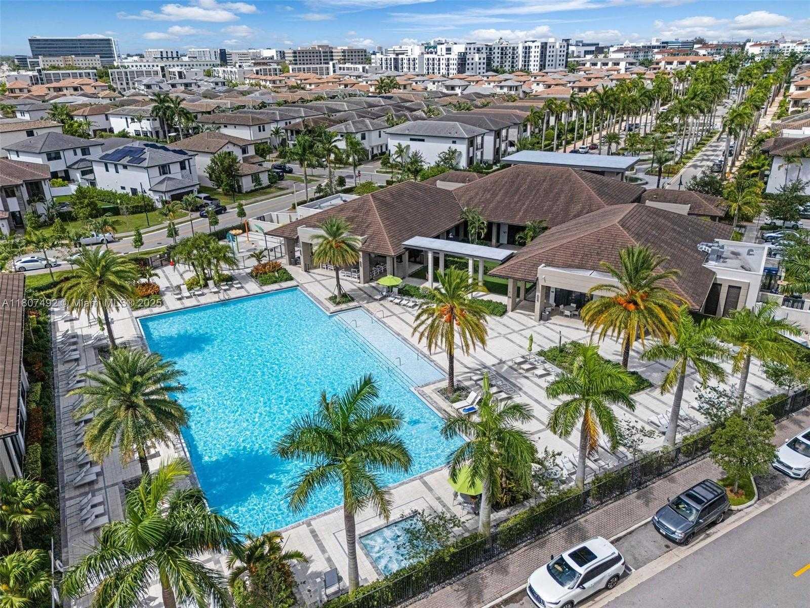 Small Image of 8231 NORTH WEST 43RD ST, Doral Number 20