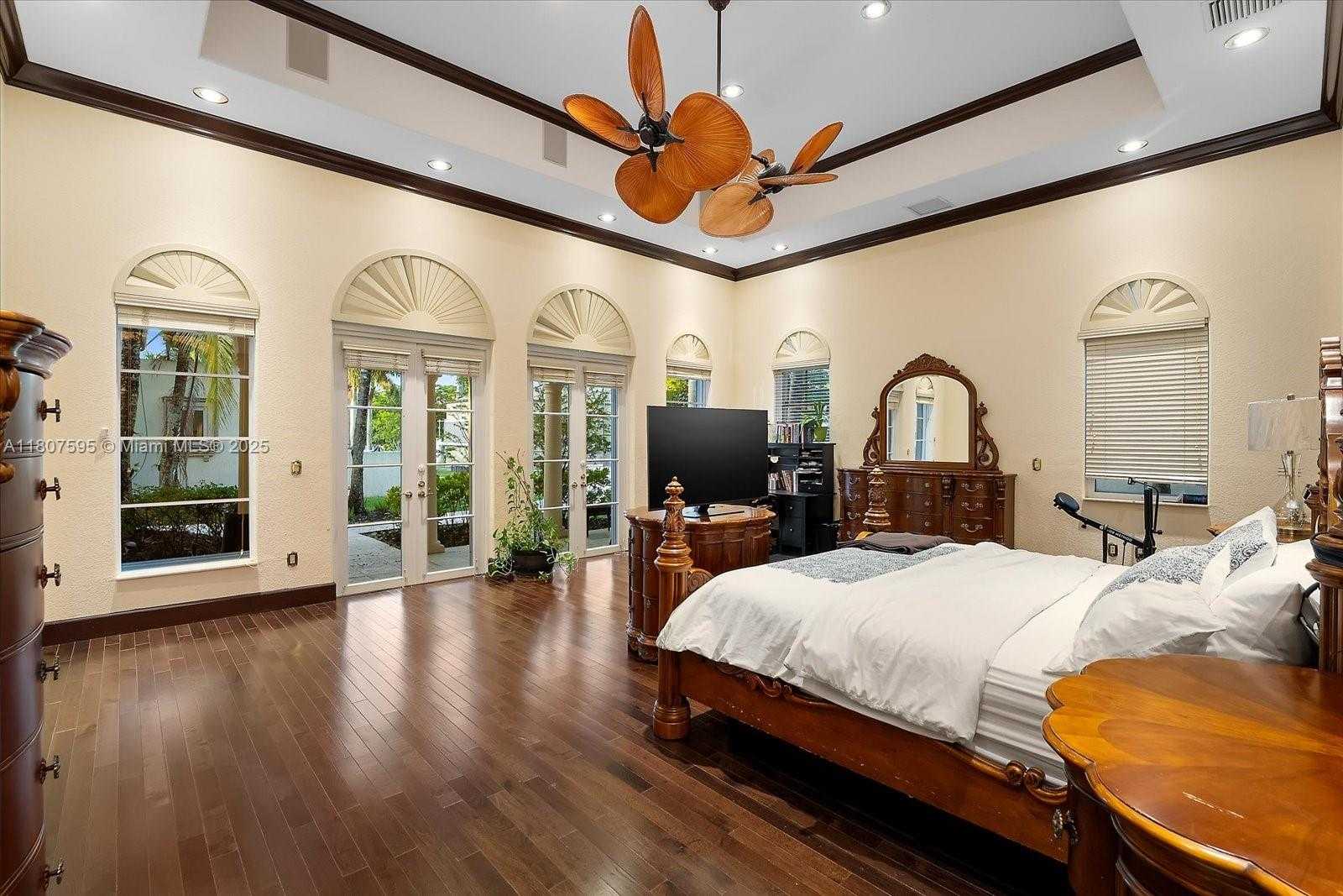 Small Image of 18451 SOUTH WEST 158TH ST, Miami Number 22