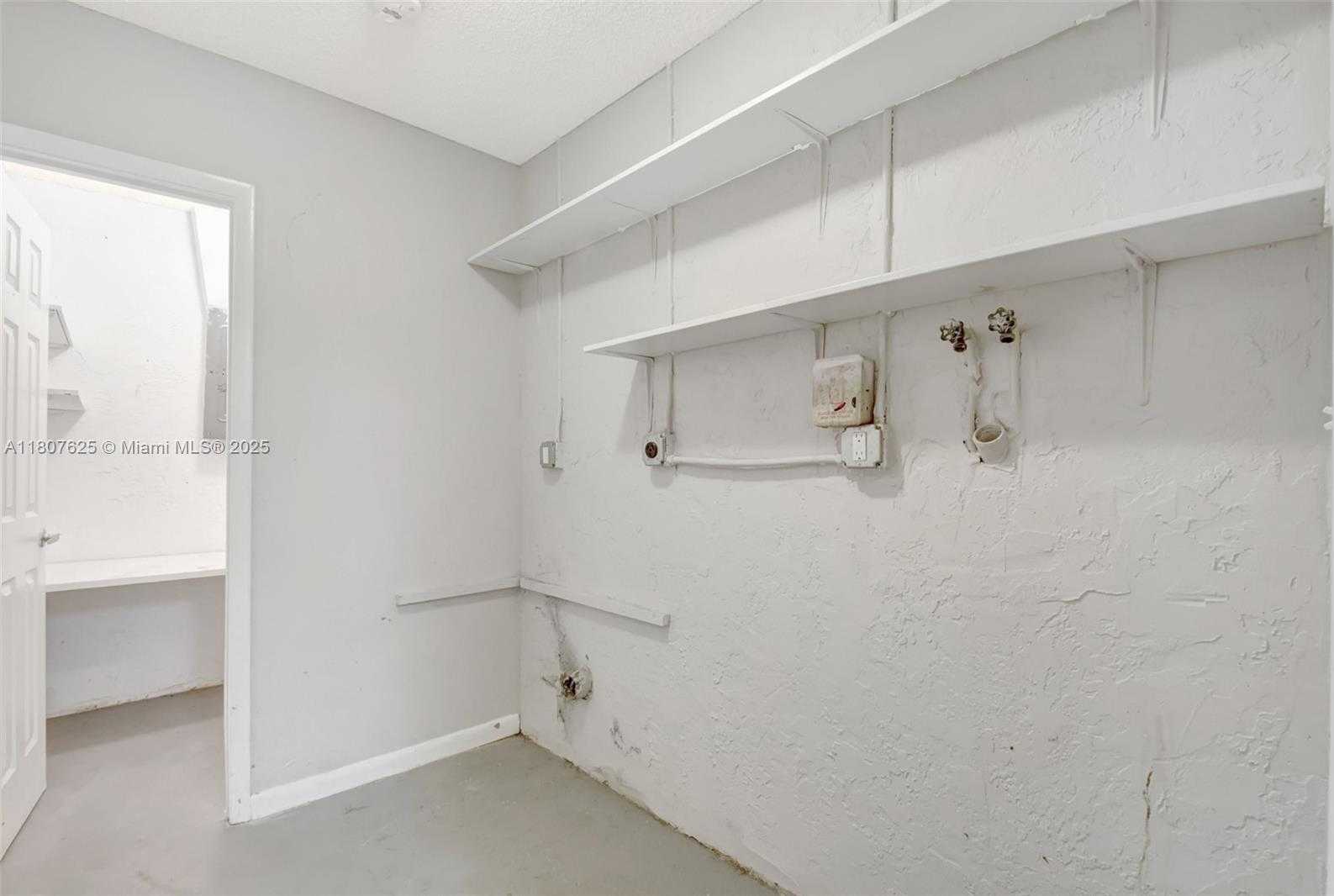 Small Image of 6160 CAMP LEE RD, West Palm Beach Number 14