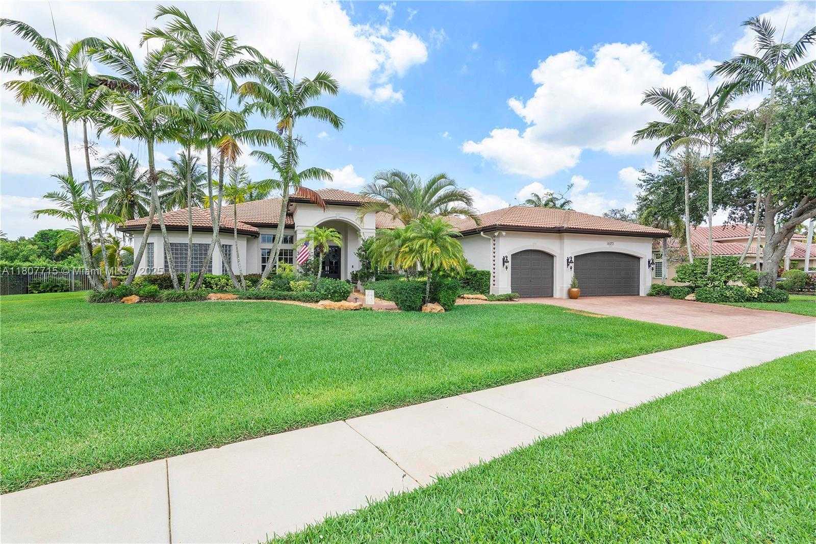 Small Image of 14933 SOUTH WEST 33RD ST, Davie Number 2