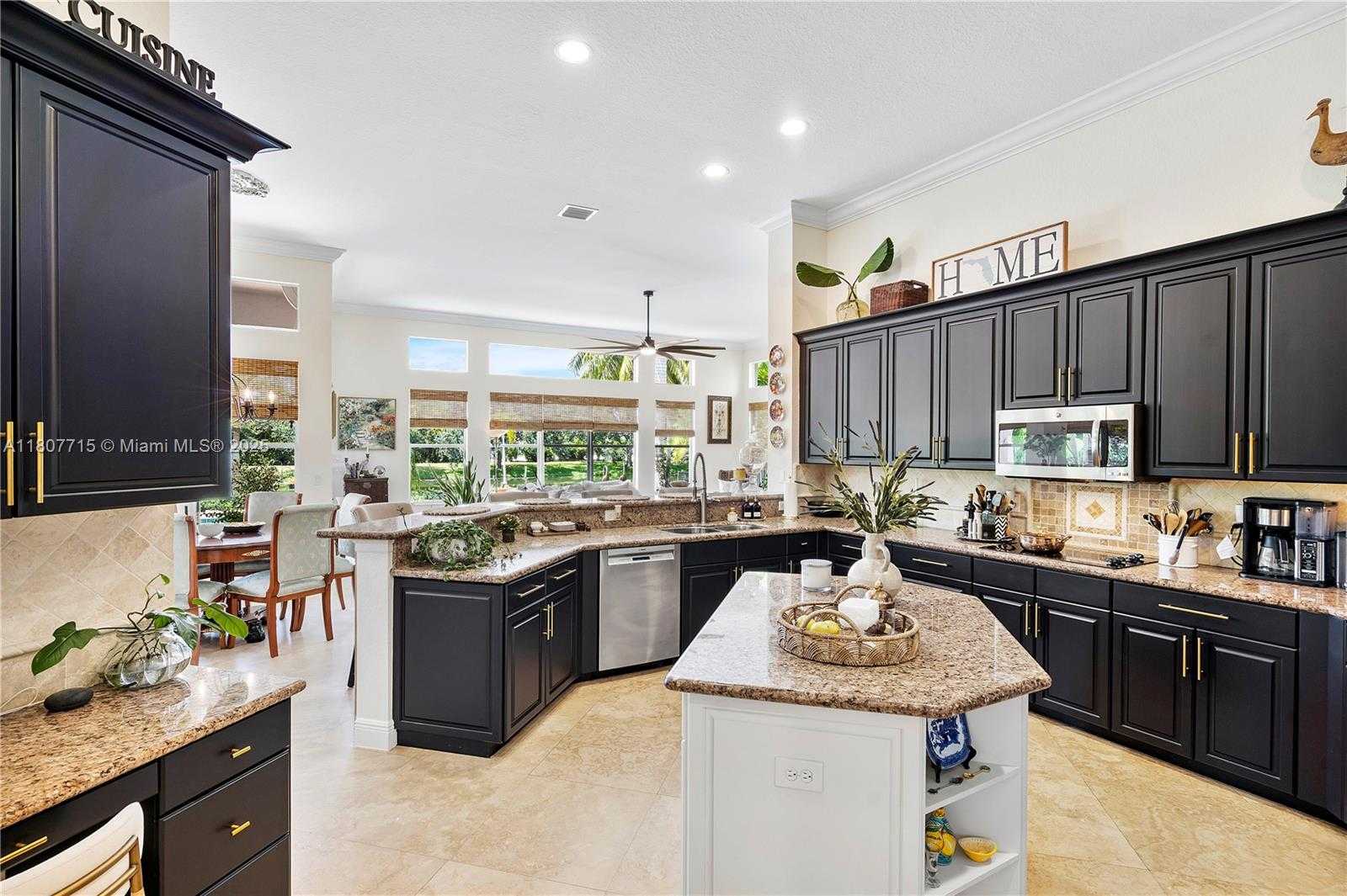 Small Image of 14933 SOUTH WEST 33RD ST, Davie Number 22