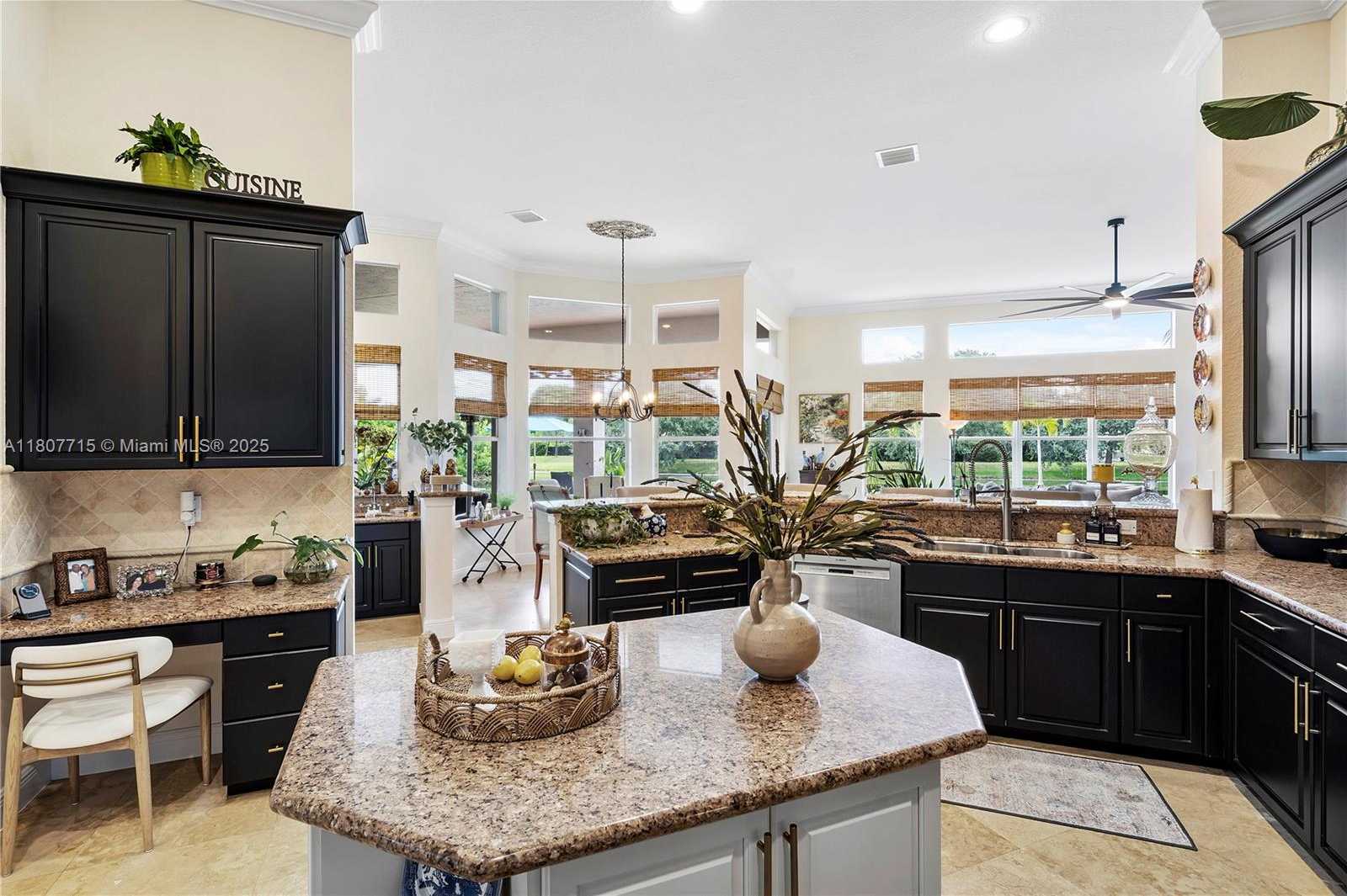 Small Image of 14933 SOUTH WEST 33RD ST, Davie Number 26