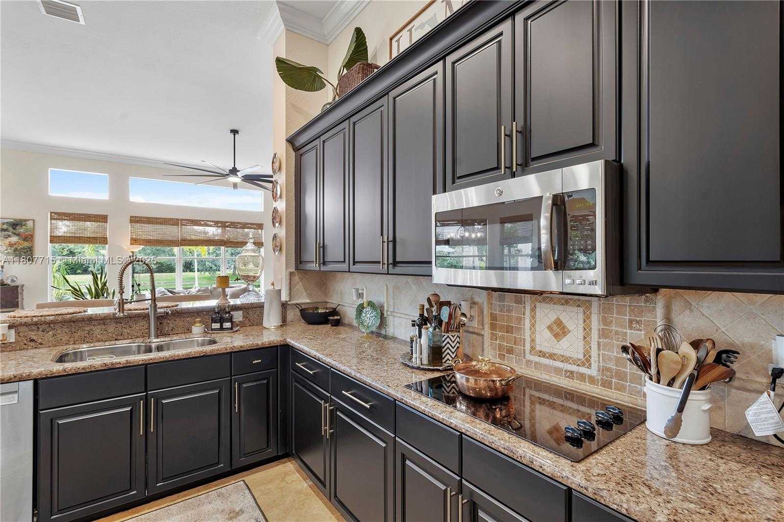 Small Image of 14933 SOUTH WEST 33RD ST, Davie Number 27