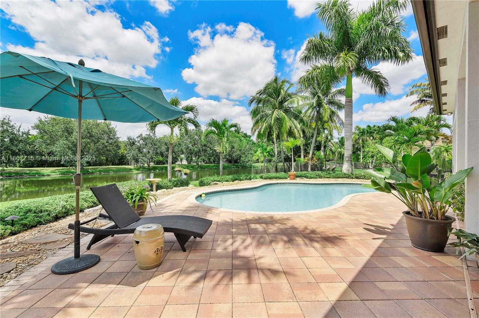 Small Image of 14933 SOUTH WEST 33RD ST, Davie Number 54