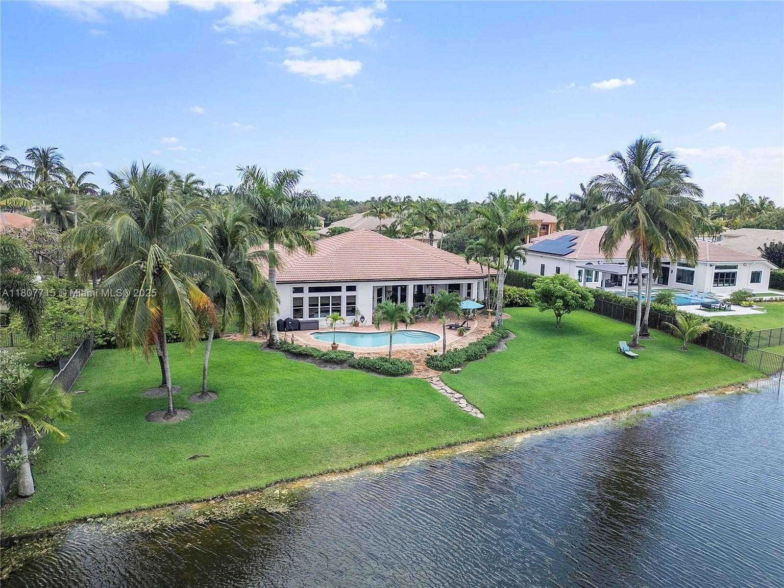 Small Image of 14933 SOUTH WEST 33RD ST, Davie Number 61