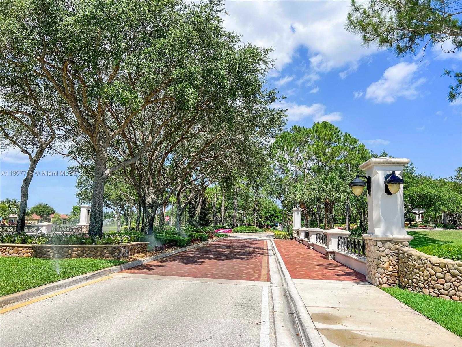 Small Image of 14933 SOUTH WEST 33RD ST, Davie Number 65