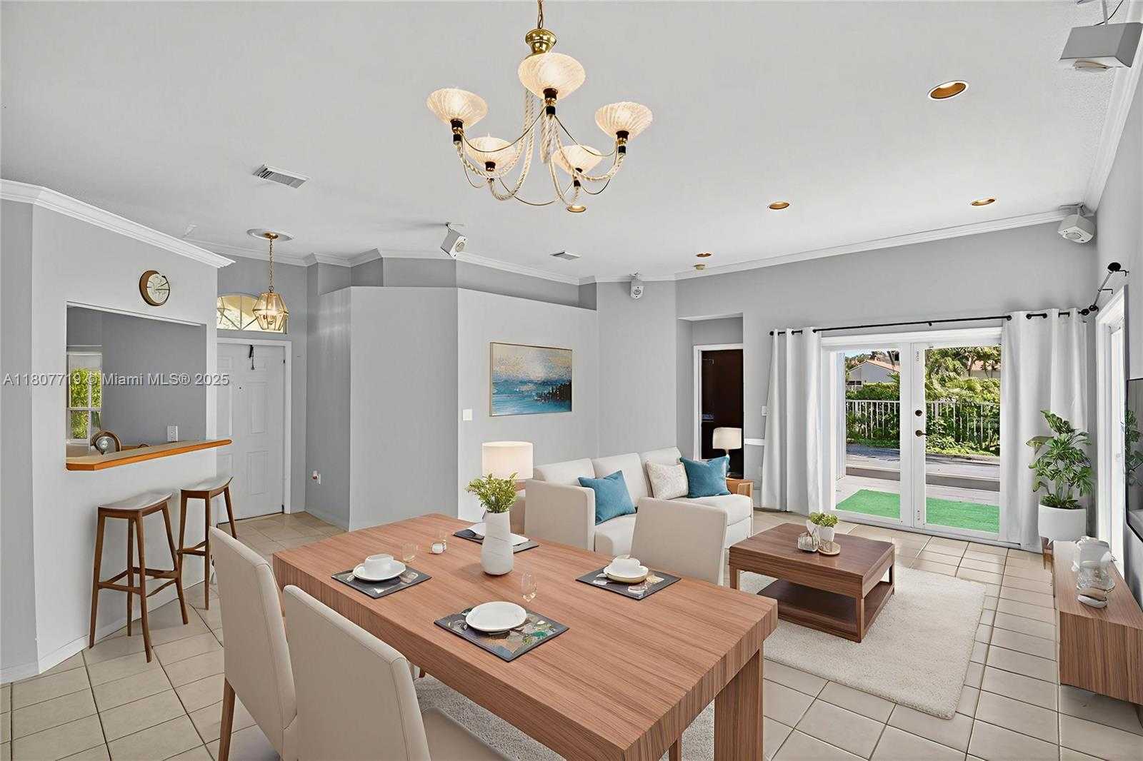 Small Image of 1150 QUEEN PALM CT, Hollywood Number 3