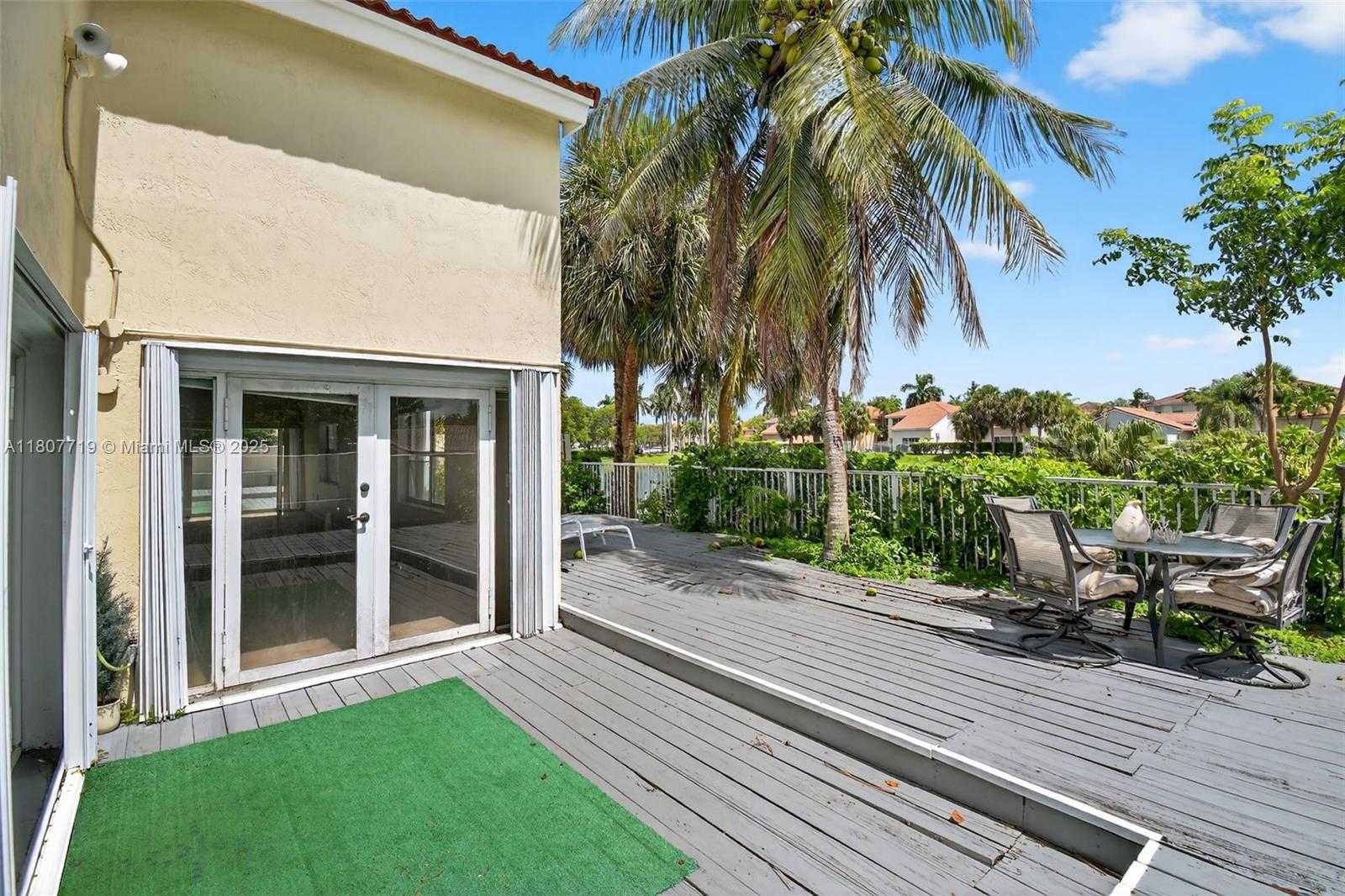 Small Image of 1150 QUEEN PALM CT, Hollywood Number 38