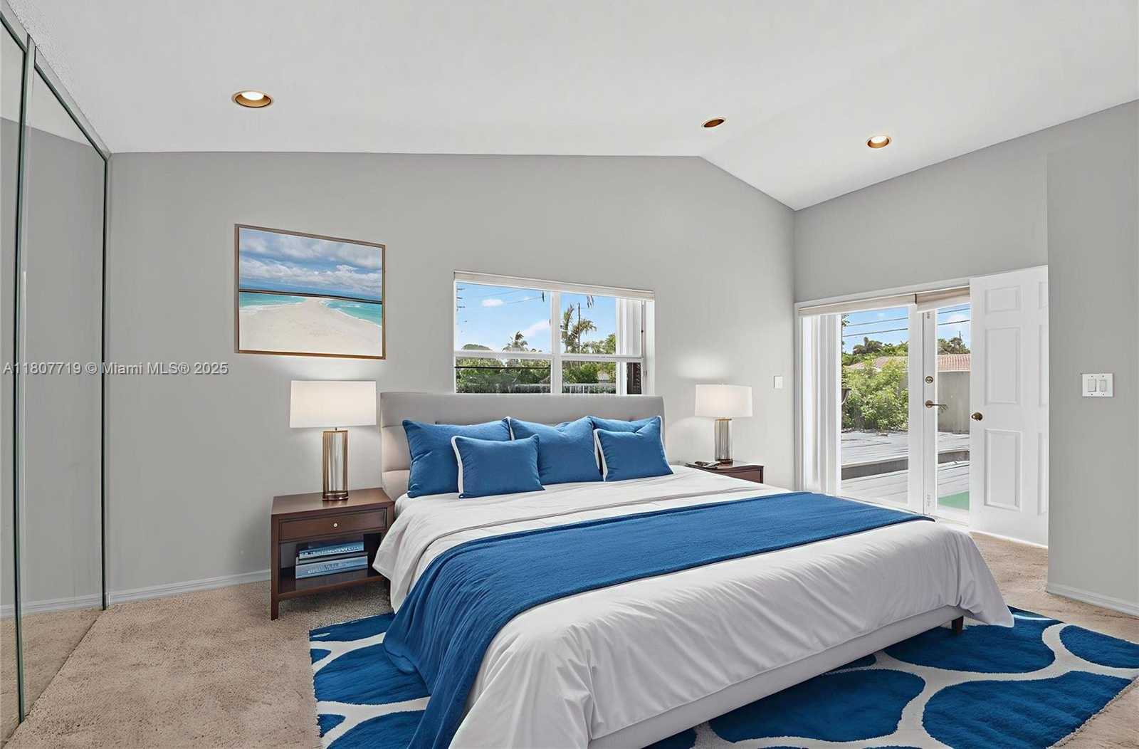 Small Image of 1150 QUEEN PALM CT, Hollywood Number 4