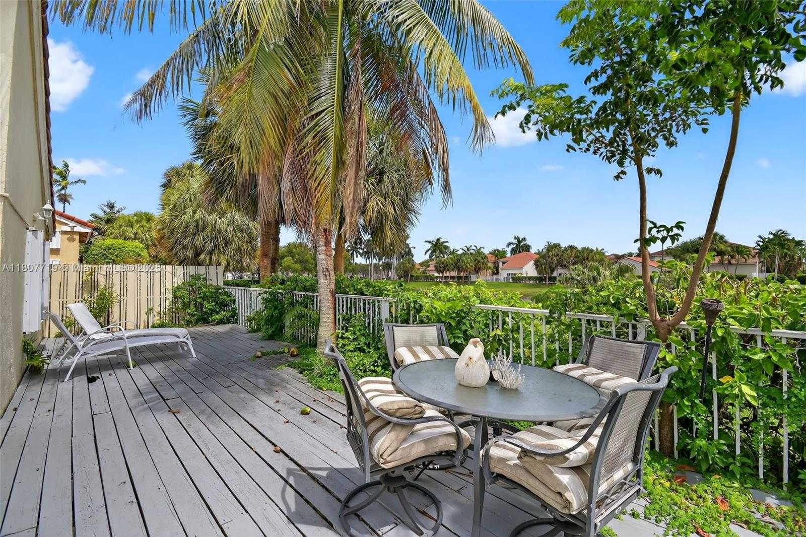Small Image of 1150 QUEEN PALM CT, Hollywood Number 41
