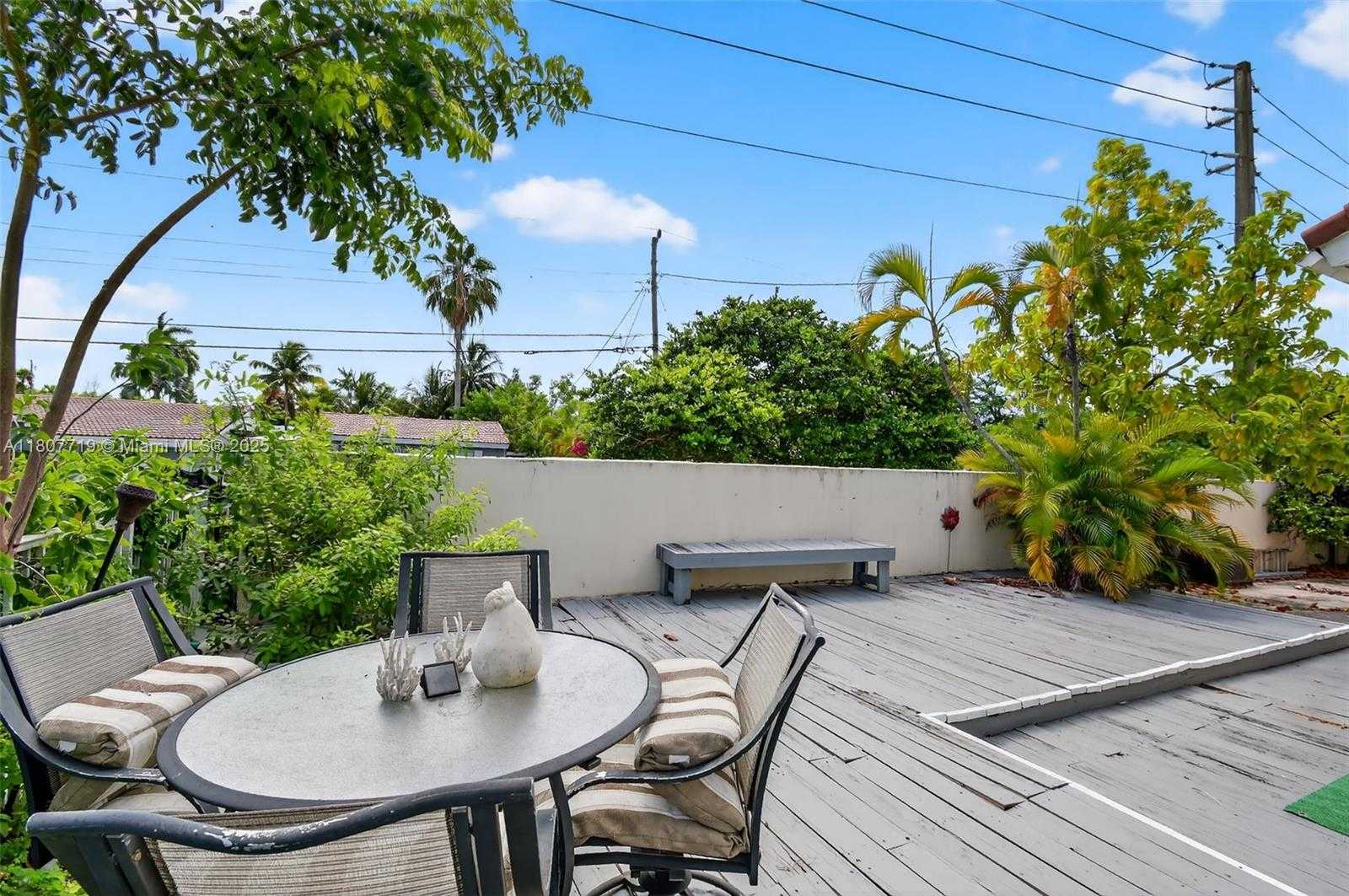 Small Image of 1150 QUEEN PALM CT, Hollywood Number 42