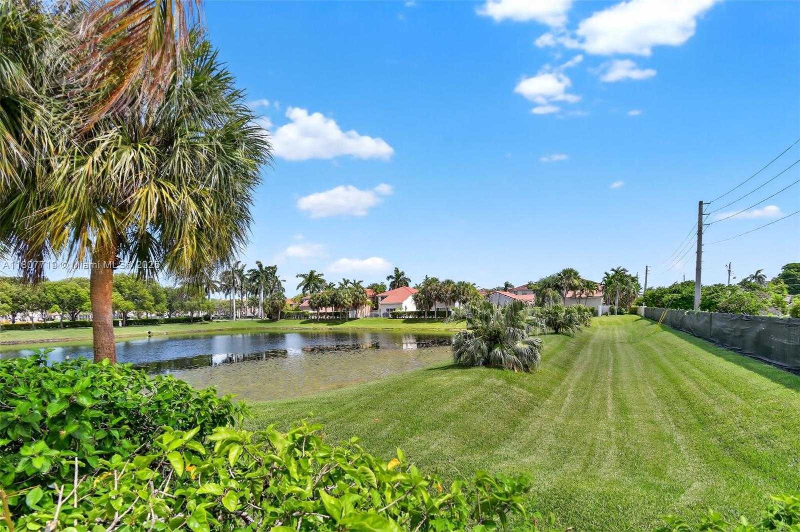 Small Image of 1150 QUEEN PALM CT, Hollywood Number 45