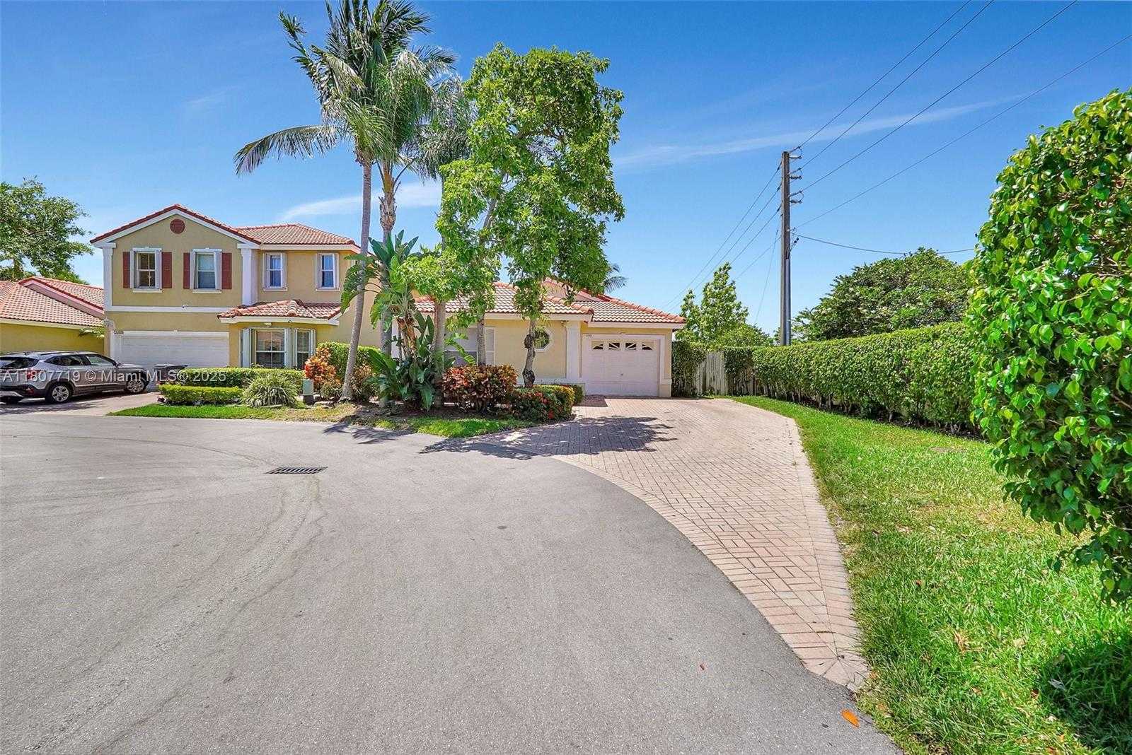 Small Image of 1150 QUEEN PALM CT, Hollywood Number 51