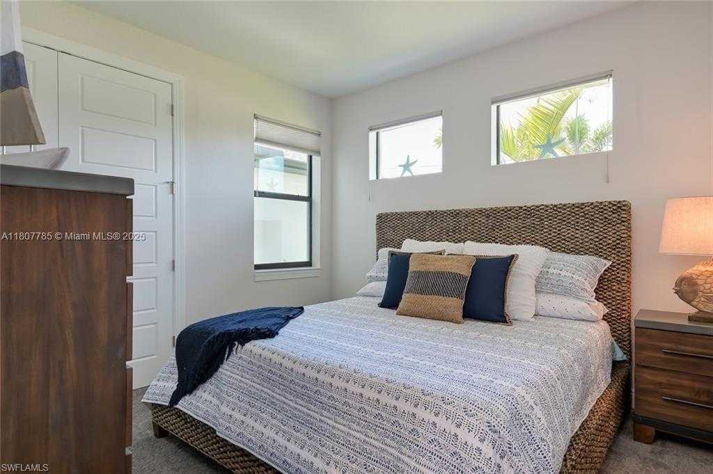 Small Image of 311 SOUTH EAST 14TH ST, Cape Coral Number 17
