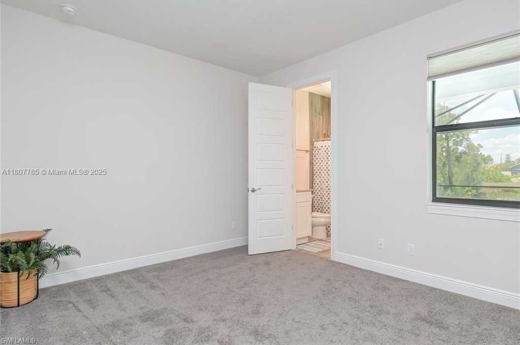 Small Image of 311 SOUTH EAST 14TH ST, Cape Coral Number 20