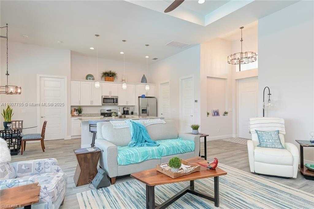Small Image of 311 SOUTH EAST 14TH ST, Cape Coral Number 4
