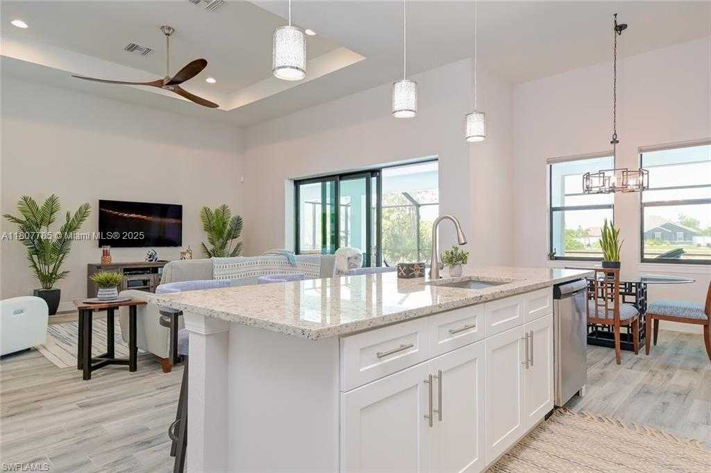 Small Image of 311 SOUTH EAST 14TH ST, Cape Coral Number 7