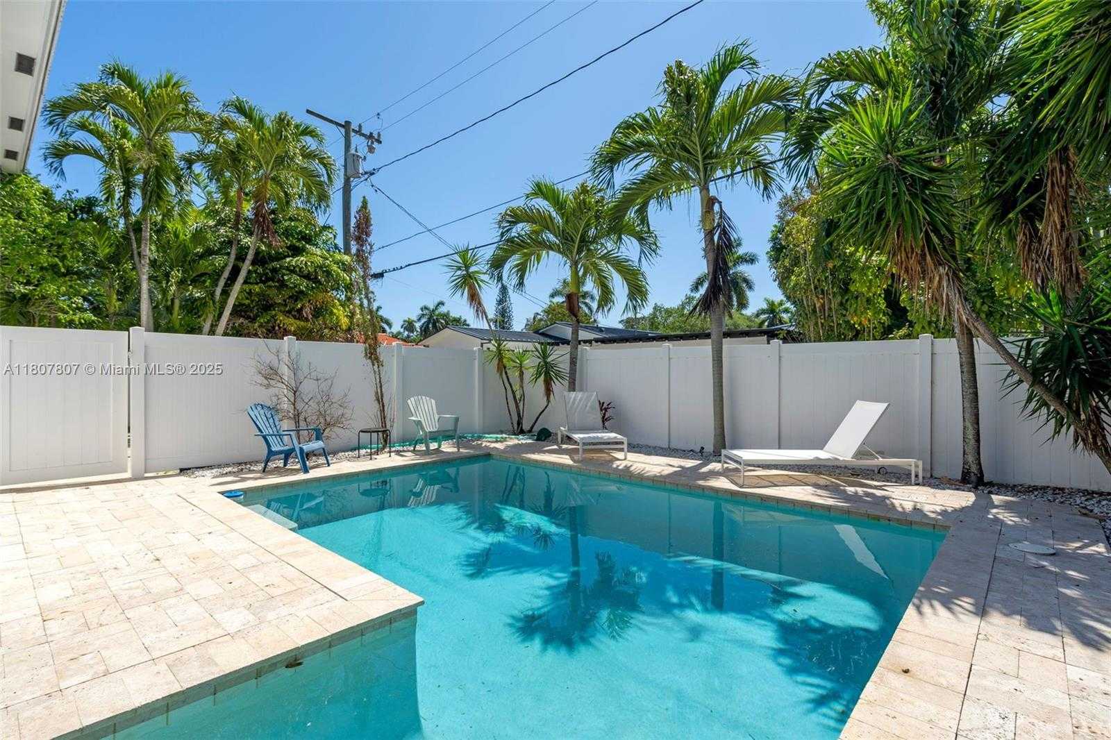 Small Image of 1550 TYLER ST, Hollywood Number 19