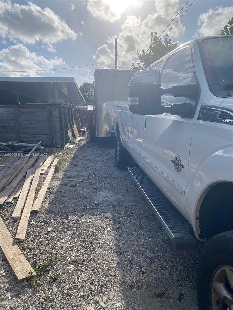 Small Image of 3745 NORTH WEST 171ST TER, Miami Gardens Number 22