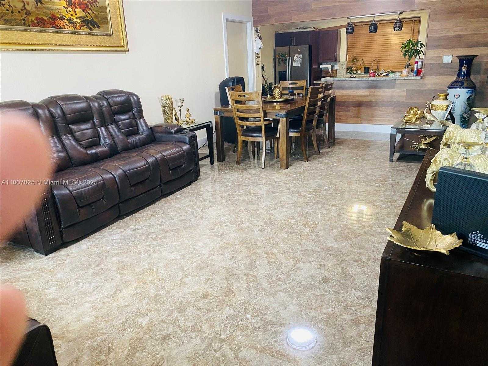 Small Image of 3745 NORTH WEST 171ST TER, Miami Gardens Number 7