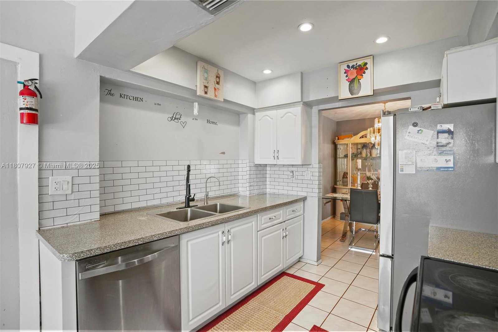 Small Image of 5390 SOUTH WEST 10TH CT, Margate Number 28