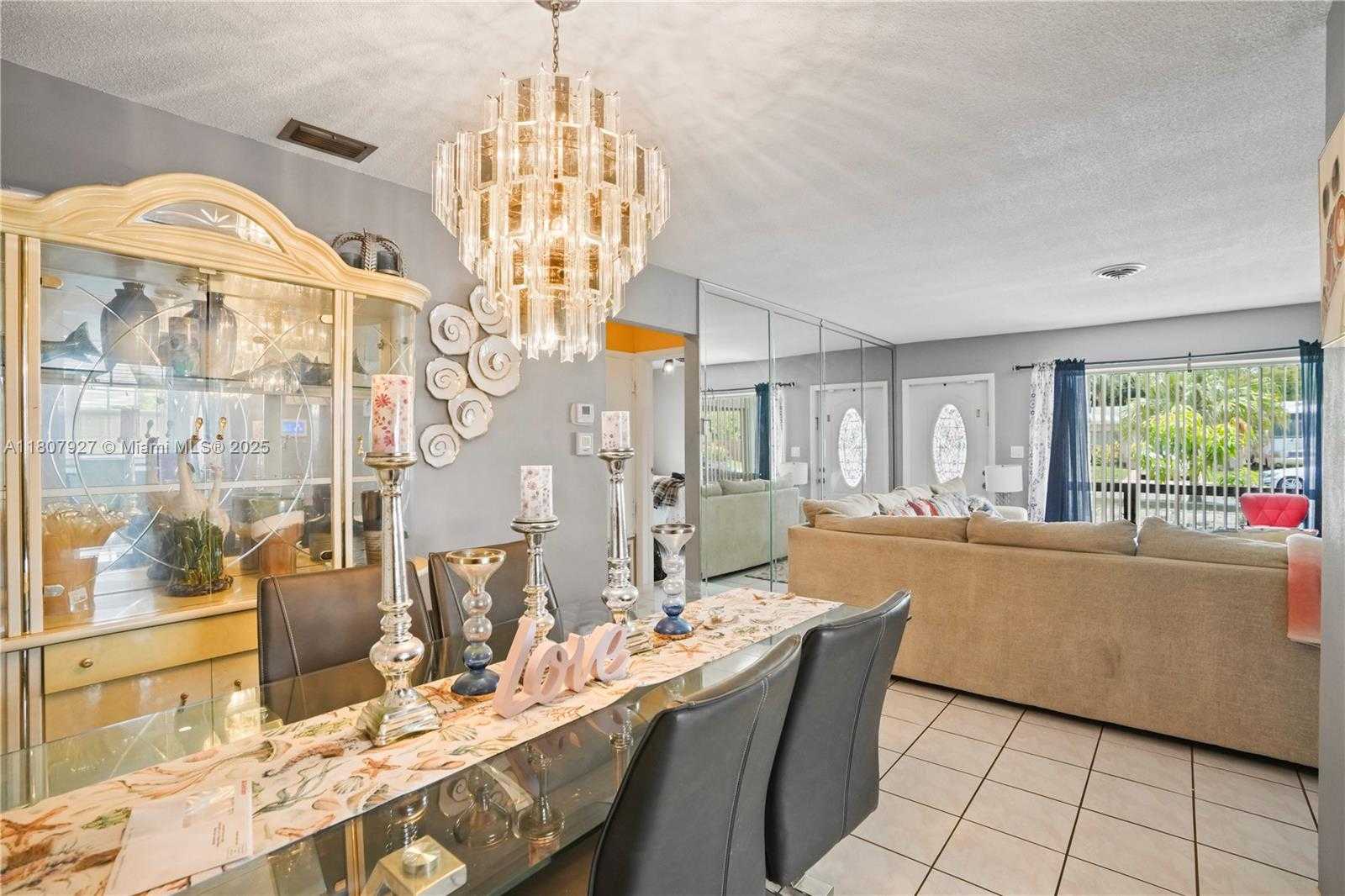 Small Image of 5390 SOUTH WEST 10TH CT, Margate Number 29