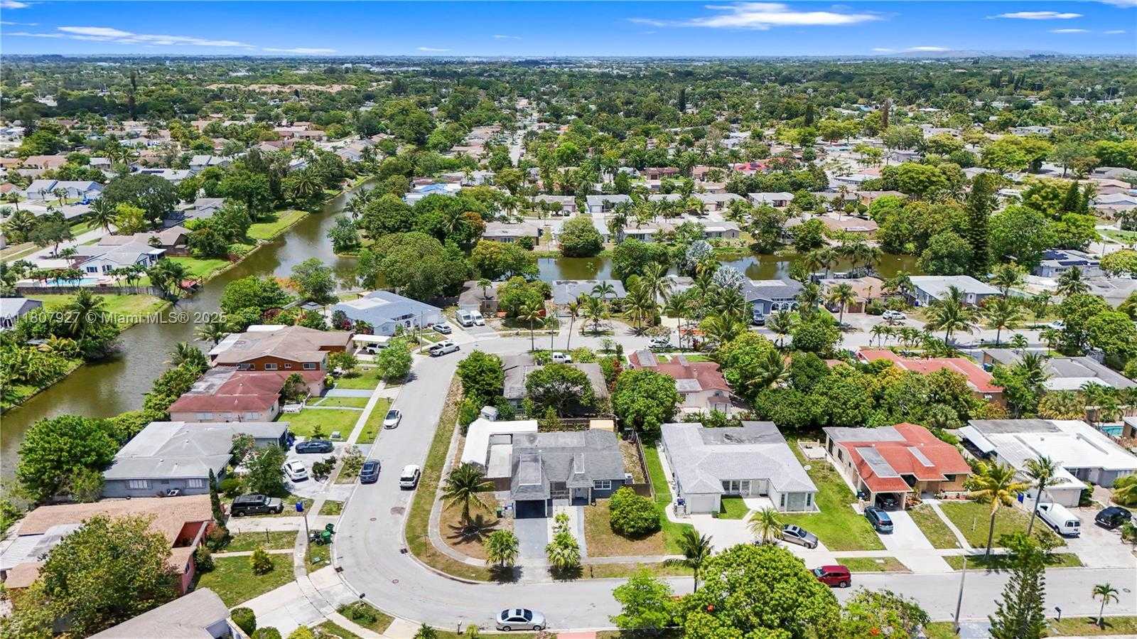 Small Image of 5390 SOUTH WEST 10TH CT, Margate Number 42
